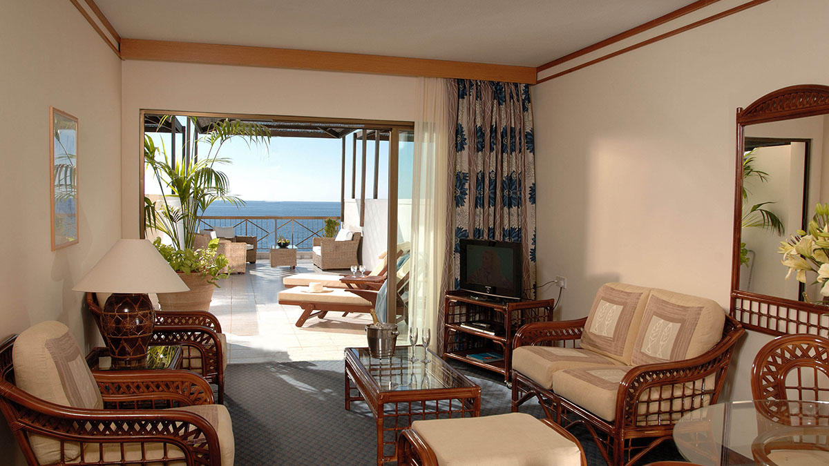 Executive 1Bedroom Suite Sea View